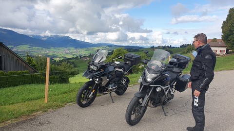 Membres et motos